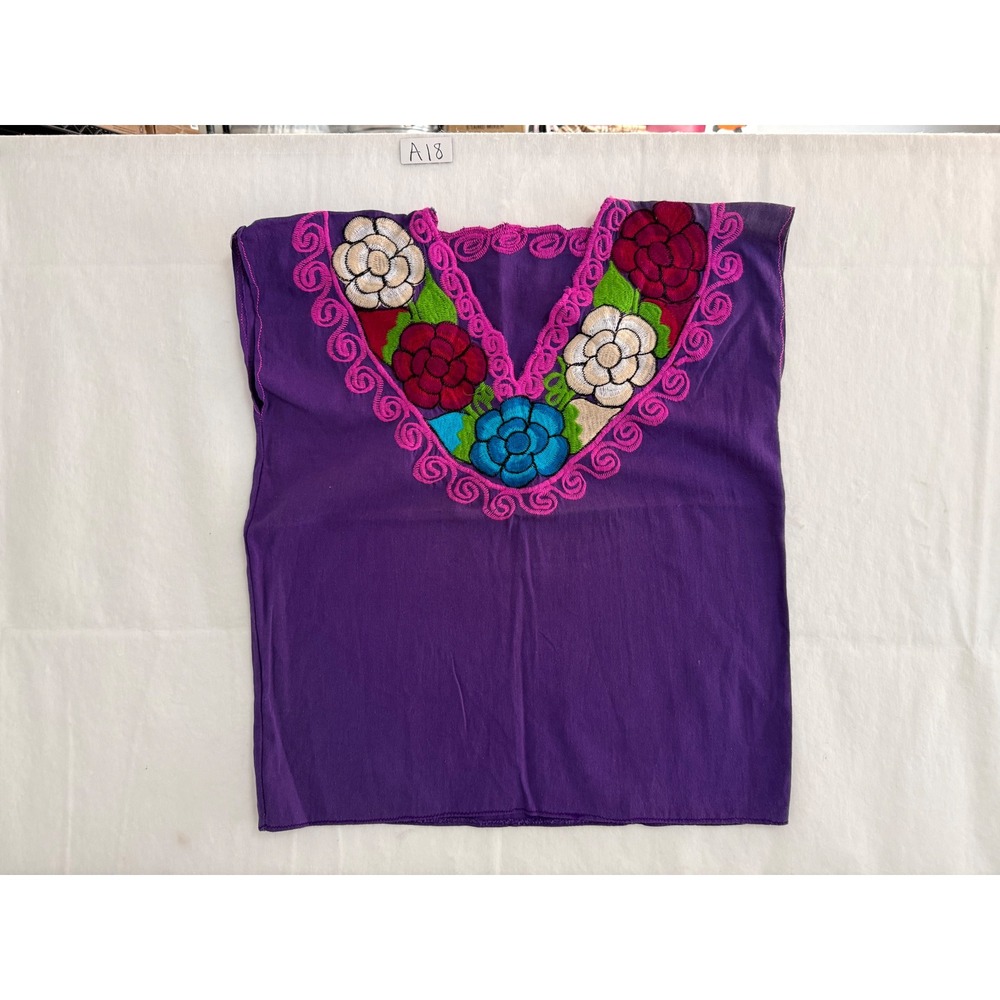 Vintage Mexican Floral Embroidered Huipil Blouse Purple Sleeveless Boho Top